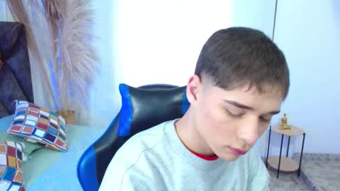 Snapshot of matiii18 chatting on 15, 12, 2025 Mati online show from 15, 12, 2025