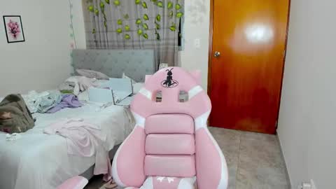 Snapshot of matilde27 chatting on 1, 12, 2025 Daniela online show from 1, 12, 2025