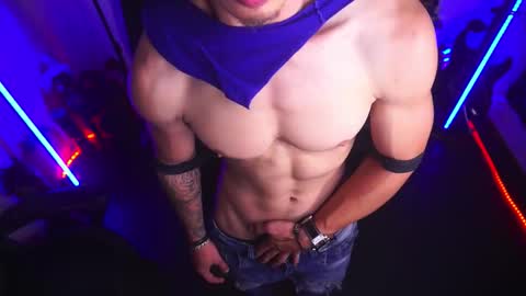 Snapshot of matiusdf chatting on 7, 11, 2025 matius online show from 7, 11, 2025