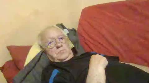 Snapshot of matricule4246 chatting on 15, 4, 2026 joyaam79 online show from 15, 4, 2026