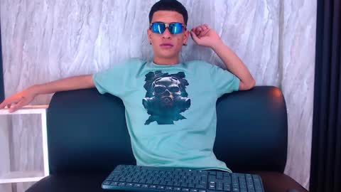 Matt Ruso online show from 24, 9, 2025