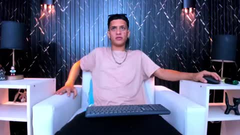 Matt Ruso online show from 12, 11, 2025