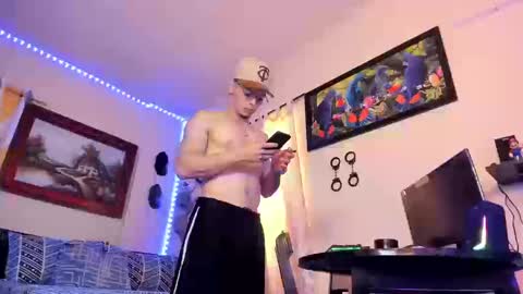 Snapshot of matt_your_master chatting on 8, 9, 2025 Master online show from 8, 9, 2025