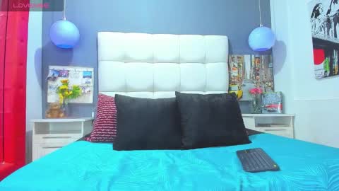 Snapshot of matteo12_ chatting on 31, 10, 2025 ---Matteo--- online show from 31, 10, 2025