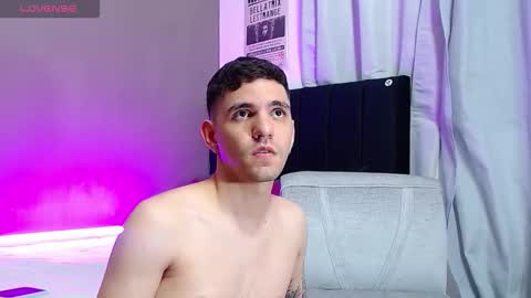 Snapshot of matteo12_ chatting on 6, 11, 2025 ---Matteo--- online show from 6, 11, 2025