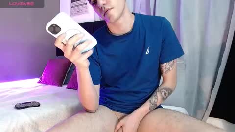 Snapshot of matteo12_ chatting on 13, 11, 2025 ---Matteo--- online show from 13, 11, 2025