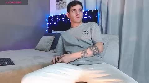 Snapshot of matteo12_ chatting on 19, 11, 2025 ---Matteo--- online show from 19, 11, 2025