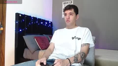 Snapshot of matteo12_ chatting on 3, 12, 2025 ---Matteo--- online show from 3, 12, 2025