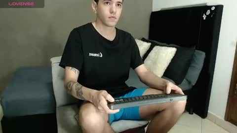 Snapshot of matteo12_ chatting on 27, 4, 2026 ---Matteo--- online show from 27, 4, 2026
