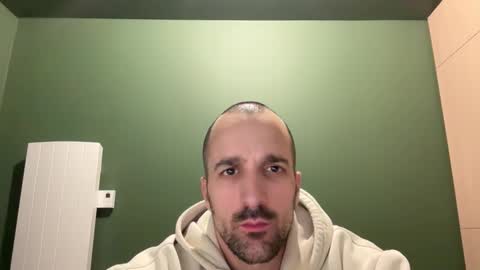 M online show from 1, 12, 2025