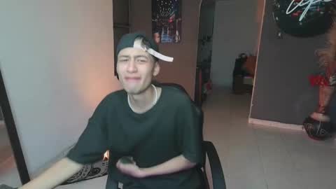 mattias     online show from 12, 2, 2025