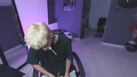 mattias     online show from 28, 2, 2025