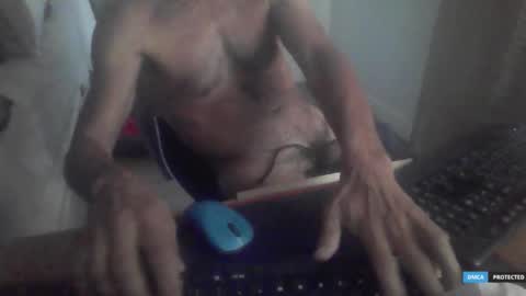 Snapshot of mattrudi chatting on 16, 10, 2025 Matt R. online show from 16, 10, 2025