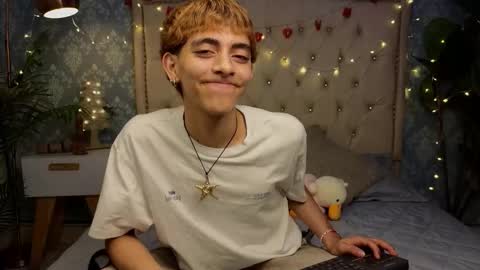 Snapshot of matty_spark chatting on 14, 12, 2025 matty_spark online show from 14, 12, 2025