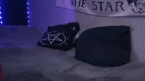 matty_trees online show from 12, 2, 2025