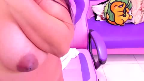 Snapshot of mature__bitch chatting on 30, 12, 2024 call me samantha online show from 30, 12, 2024