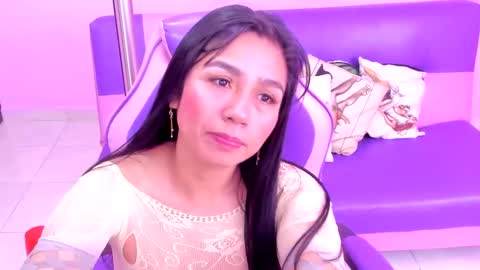 Snapshot of mature__bitch chatting on 5, 3, 2025 call me samantha online show from 5, 3, 2025