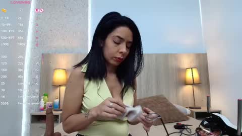 Snapshot of mature_eva chatting on 4, 10, 2025 mature_eva online show from 4, 10, 2025