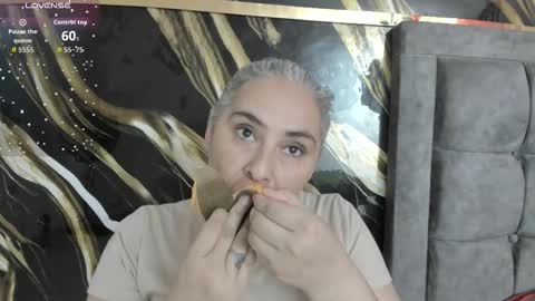 Snapshot of mature_gold chatting on 22, 9, 2025 mature_gold online show from 22, 9, 2025