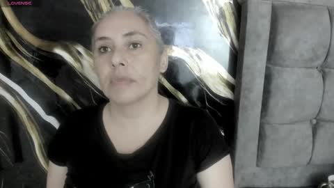 Snapshot of mature_gold chatting on 17, 10, 2025 mature_gold online show from 17, 10, 2025