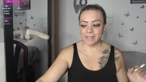 Snapshot of mature_liaa chatting on 14, 2, 2025 Mature liaa online show from 14, 2, 2025