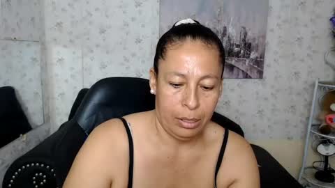 Snapshot of mature_martina_ chatting on 14, 7, 2026 Martina online show from 14, 7, 2026