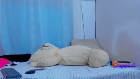 Snapshot of maturealicia chatting on 23, 10, 2025 Alicia      STREAMING SCHEDULE 1400 - 2130 GMT-5 online show from 23, 10, 2025