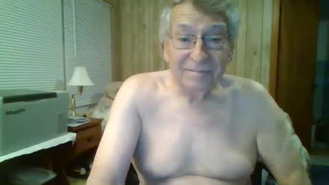 Snapshot of maturecouple1954 chatting on 20, 2, 2025 SXECPL55 at G mail Dot Com online show from 20, 2, 2025