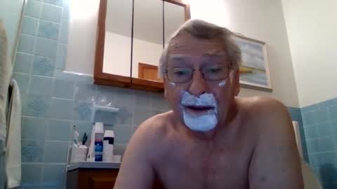 Snapshot of maturecouple1954 chatting on 7, 11, 2025 SXECPL55 at G mail Dot Com online show from 7, 11, 2025