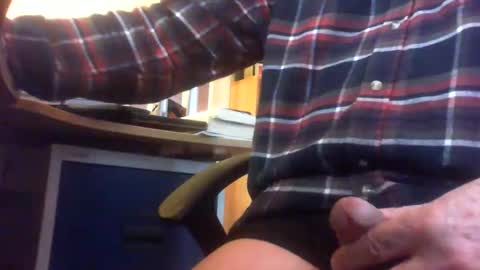 Snapshot of maturedaddi chatting on 15, 12, 2025 Maturedaddi online show from 15, 12, 2025