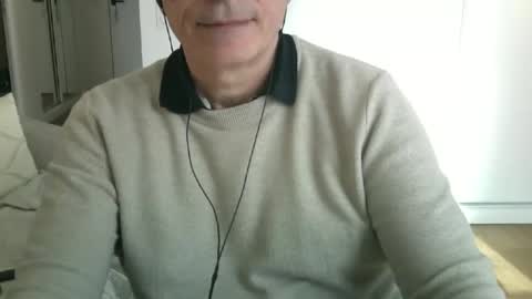 maturehotman online show from 23, 2, 2025