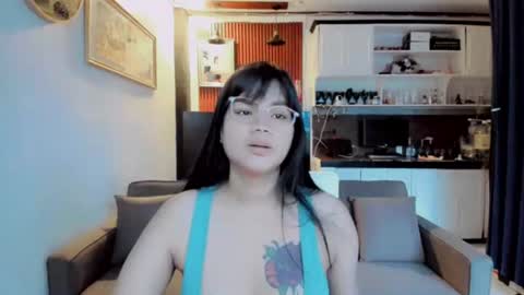 Snapshot of maui2612 chatting on 3, 8, 2026 Maui 18 online show from 3, 8, 2026