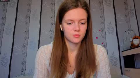 Snapshot of maurineneverman chatting on 30, 6, 2026 Lucy online show from 30, 6, 2026