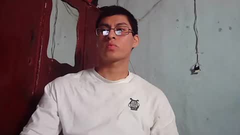 Snapshot of maurodirty chatting on 15, 1, 2026 Mauro online show from 15, 1, 2026