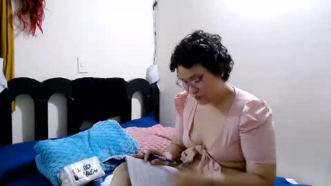 Snapshot of mauroluxandra chatting on 16, 6, 2026 mauroluxandra online show from 16, 6, 2026