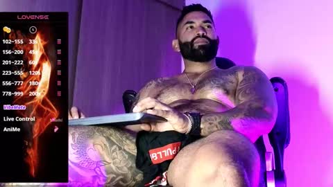 max__prada online show from 26, 10, 2025