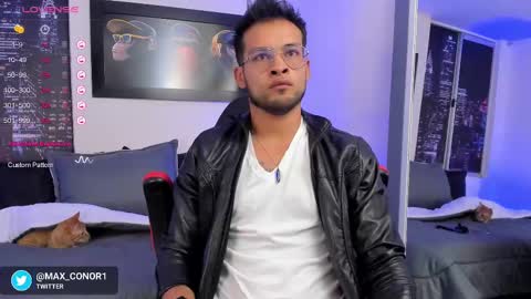 Max Conor online show from 3, 2, 2025