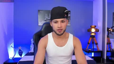 Max Conor online show from 9, 10, 2025