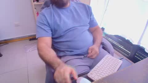 Snapshot of max_love25 chatting on 18, 7, 2026 max_love25 online show from 18, 7, 2026