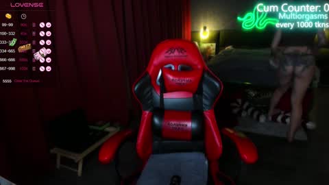 Snapshot of max_phoenix chatting on 15, 12, 2024 Max online show from 15, 12, 2024