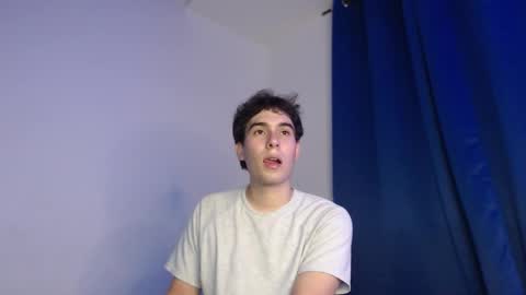 Snapshot of max_snow1616 chatting on 7, 11, 2025 max_snow1616 online show from 7, 11, 2025