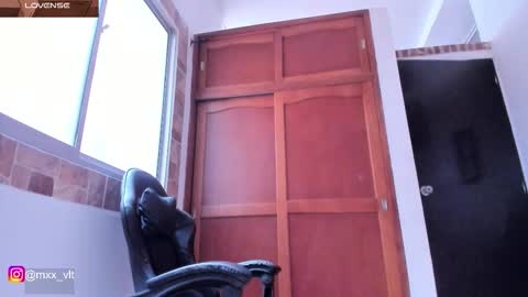 max_valiant1 online show from 27, 11, 2025