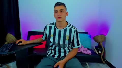 MAX     online show from 29, 11, 2025