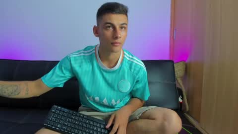 MAX     online show from 23, 4, 2026