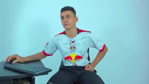 Snapshot of max_wild01 chatting on 27, 5, 2026 MAX online show from 27, 5, 2026