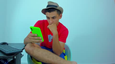 Snapshot of max_wild01 chatting on 1, 6, 2026 MAX online show from 1, 6, 2026