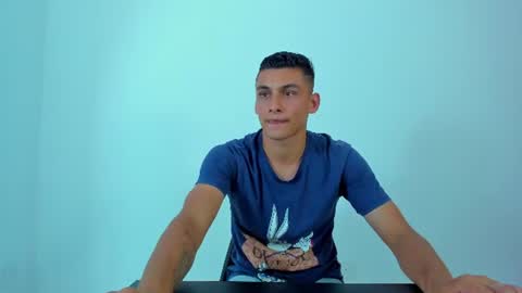 Snapshot of max_wild01 chatting on 23, 6, 2026 MAX online show from 23, 6, 2026