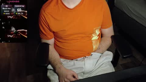 Snapshot of maxboner94 chatting on 21, 11, 2025 maxboner94 online show from 21, 11, 2025