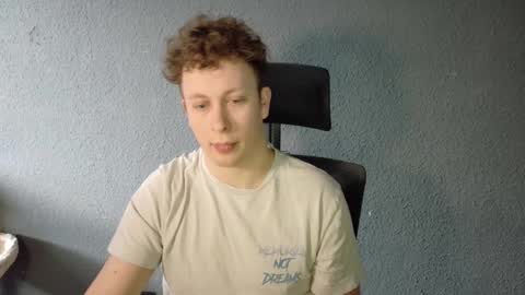 Snapshot of maxboner94 chatting on 25, 2, 2026 maxboner94 online show from 25, 2, 2026