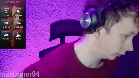 Snapshot of maxboner94 chatting on 1, 3, 2026 maxboner94 online show from 1, 3, 2026